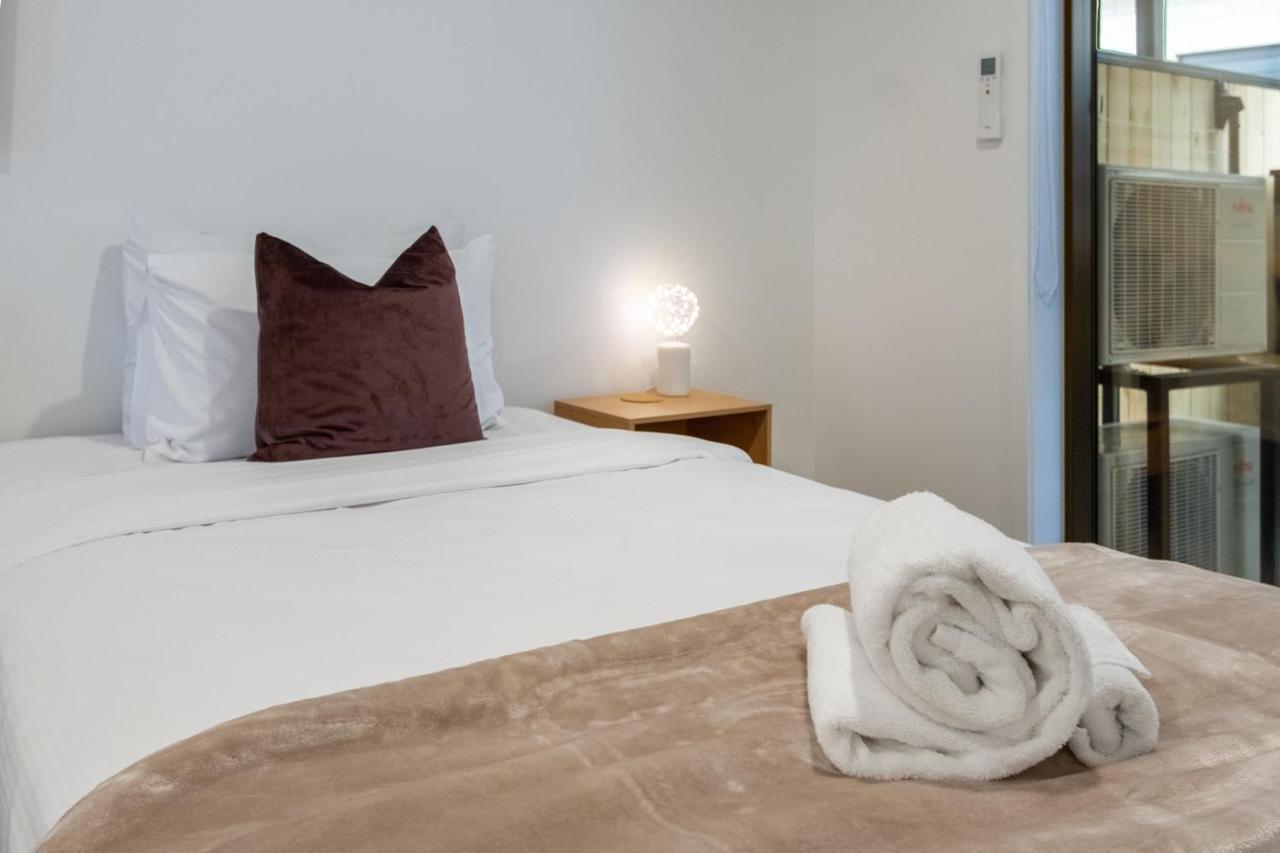 Tuam Street Treasure- 2 Bed 2 Bath Apartment Christchurch