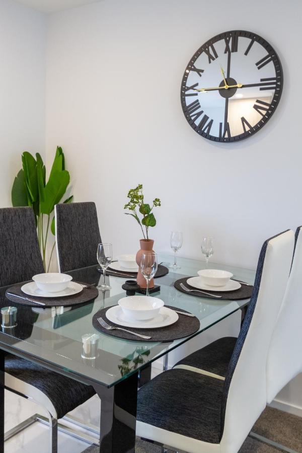 Apartment Tuam Street Treasure- 2 Bed 2 Bath