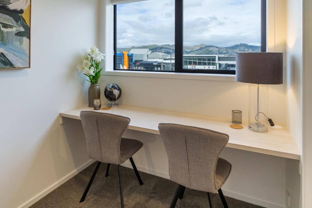 Tuam Street Treasure- 2 Bed 2 Bath Apartment *
