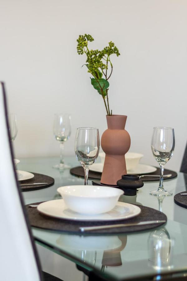 Apartment Tuam Street Treasure- 2 Bed 2 Bath